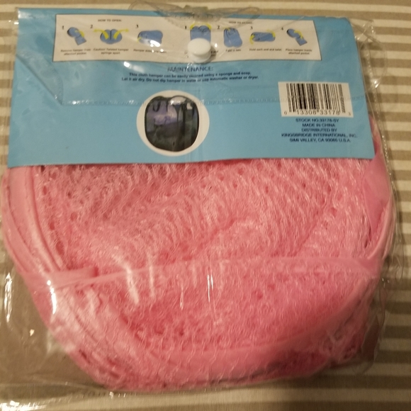 New bargin buys pop up laundry hamper - Picture 3 of 3